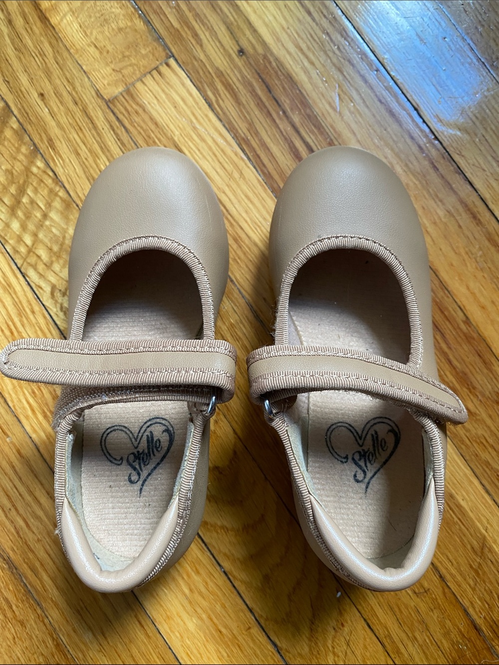 Noelle Girls Tan Mary Jane Hook-and-Loop Dress Shoes